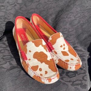 VANELI 6.5 Like New Genuine Leather Calf Fur Red Tan White Calf Print Loafer